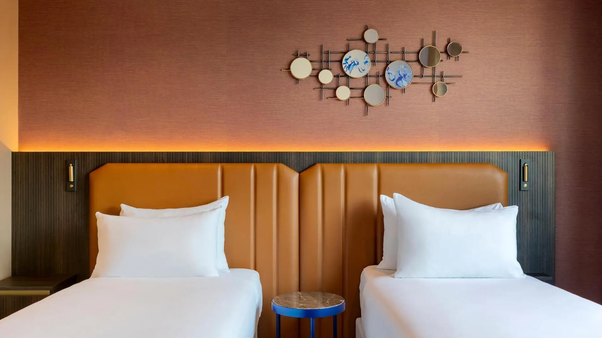 Corendon Amsterdam Schiphol Airport, A Tribute Portfolio Hotel Badhoevedorp 4*,  Netherlands